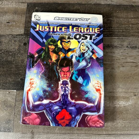 Other - Justice League Generation Lost Volume 1 Hardcover Book